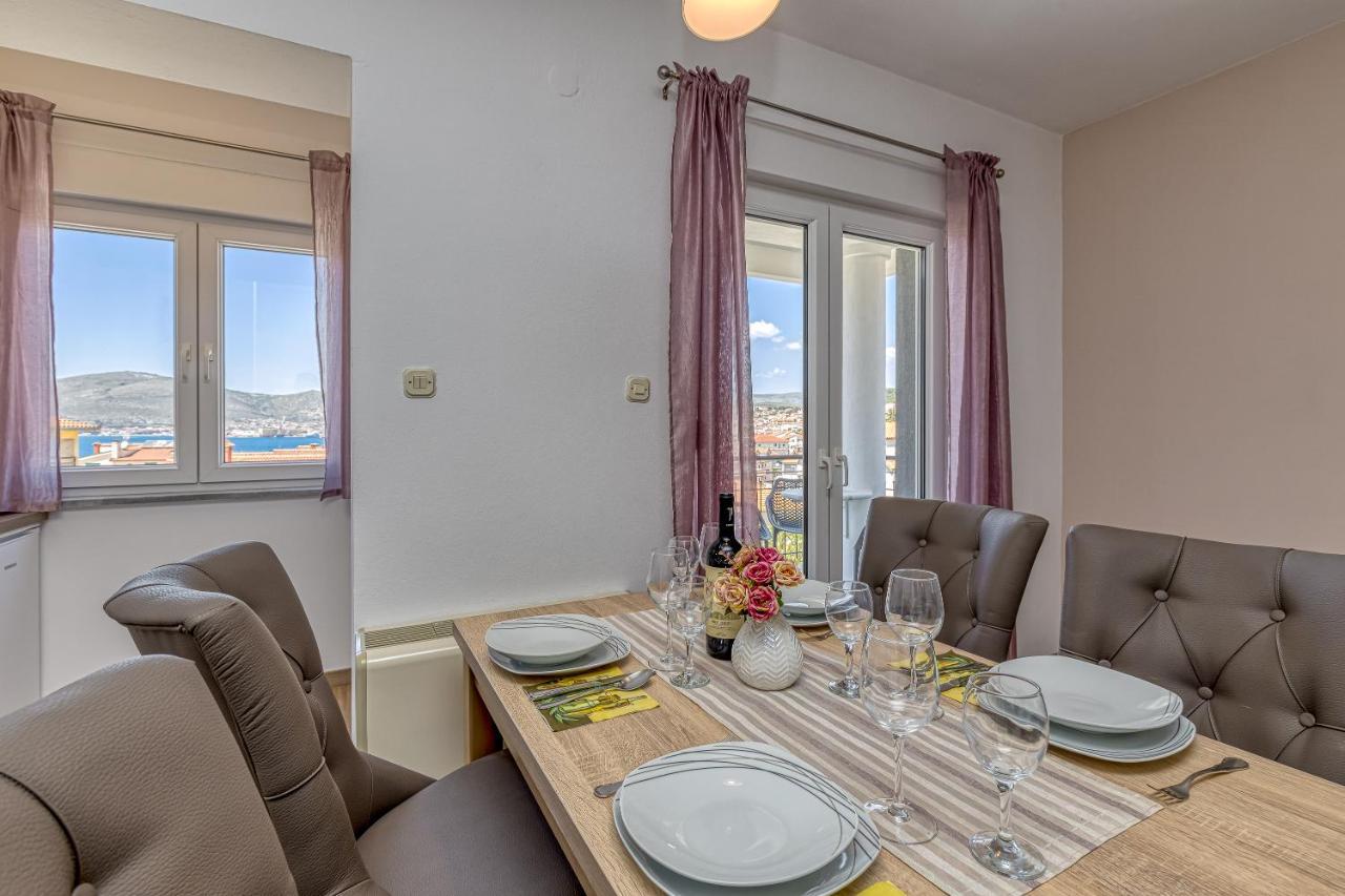 Villa Mihaela Trogir Phòng bức ảnh